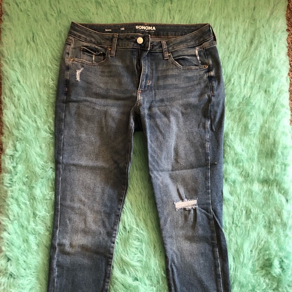 Distressed Skinny Jeans - Picture 1 of 2